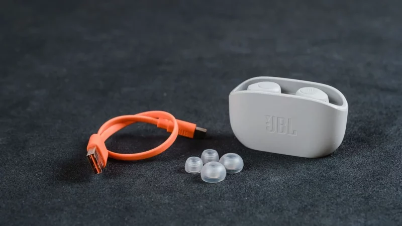 What’s the Best JBL Bluetooth Headset? Check Out 4 Options for Every Style!